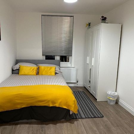 2 Bedroom Apartment 伦敦 外观 照片